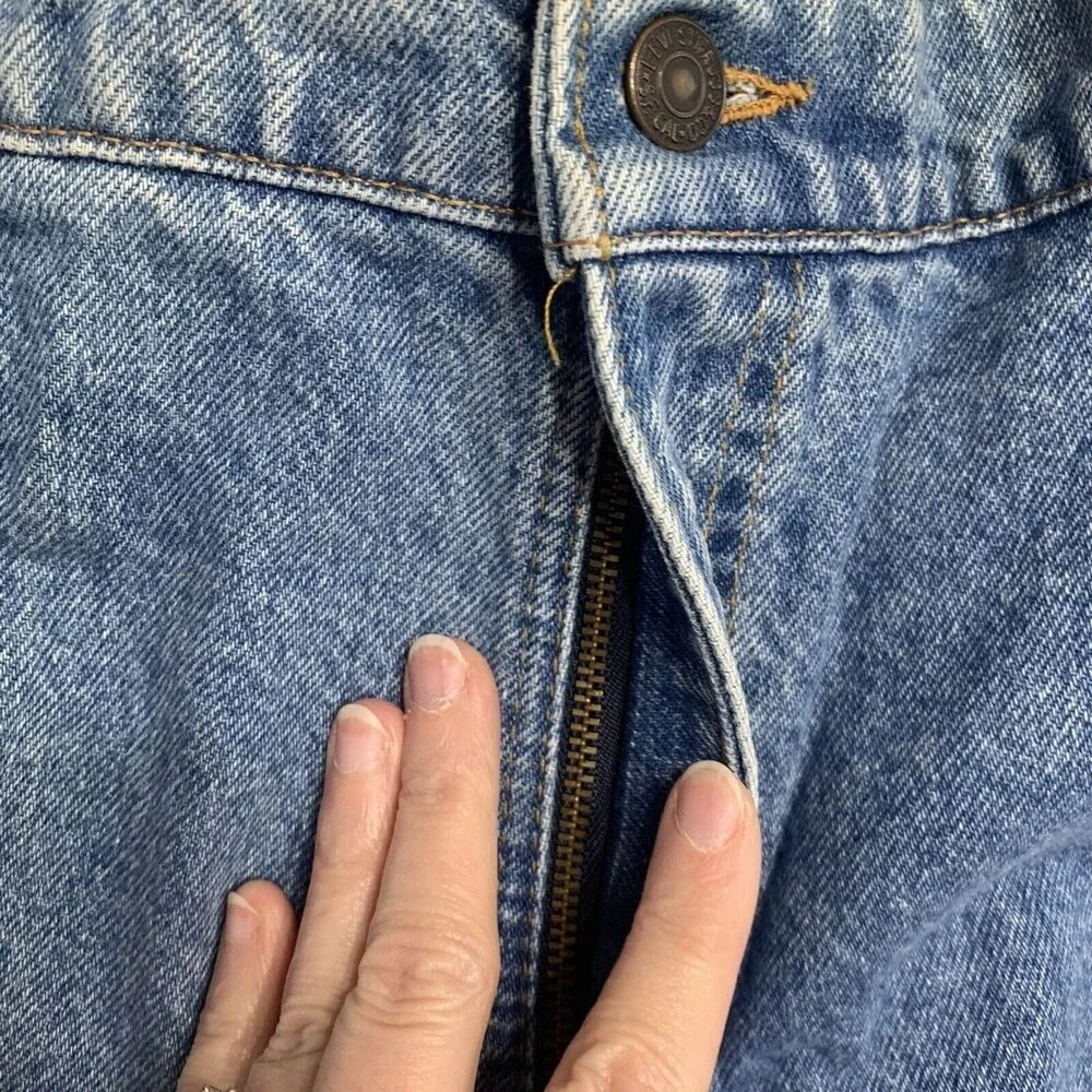 Vintage Levi's 540 Size 42‎ Jeans Straight Leg Distressed Leather Tag Tab Men's